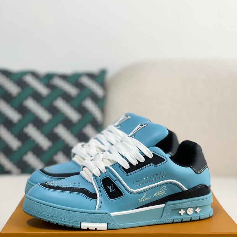 L0*is V*t0n TRAINER SNEAKERS