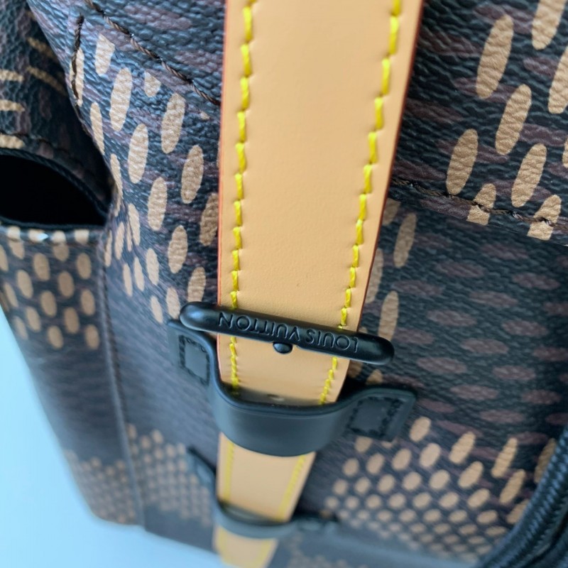 L0*is V*t0n Medium-sized men’s matching colored backpack  M40350  Size：38*44*21cm