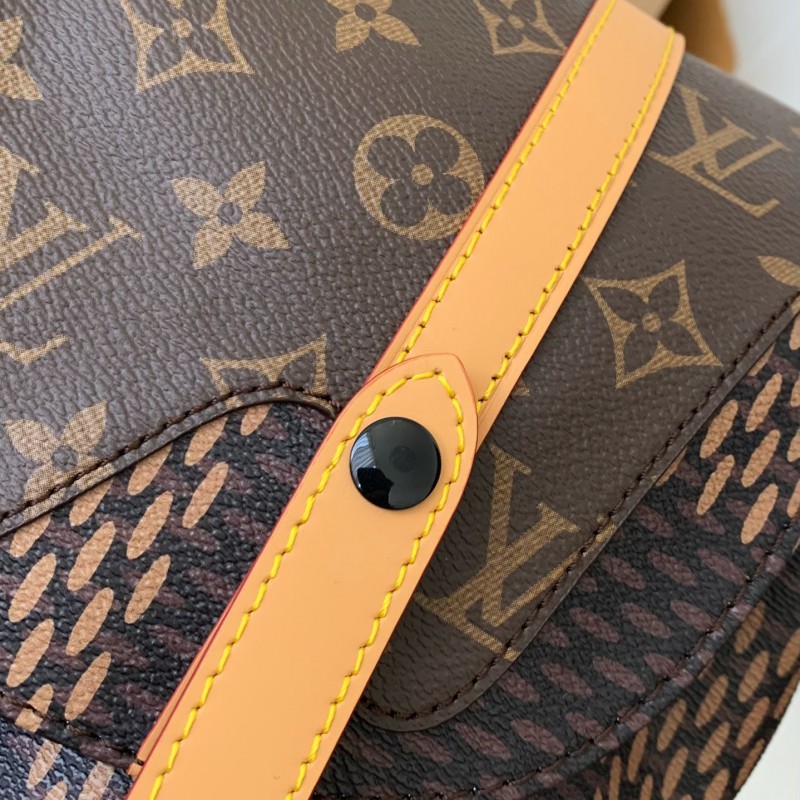 L0*is V*t0n Medium-sized men’s matching colored backpack  M40350  Size：38*44*21cm