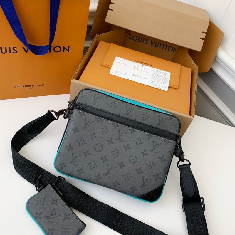 L0*is V*t0n Trio New Men’s colour-matching postman bag M11648  Size：25*18.5*7cm