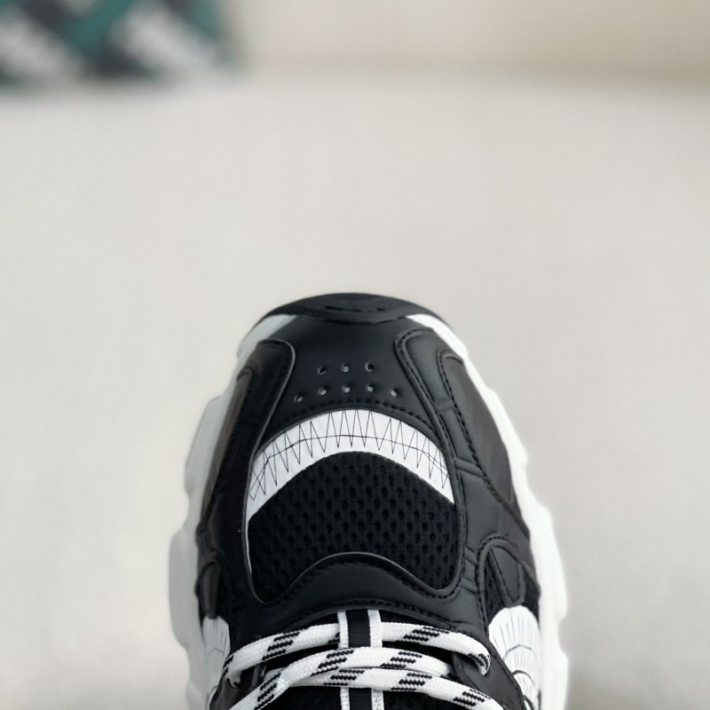 D*0r Running Sneakers