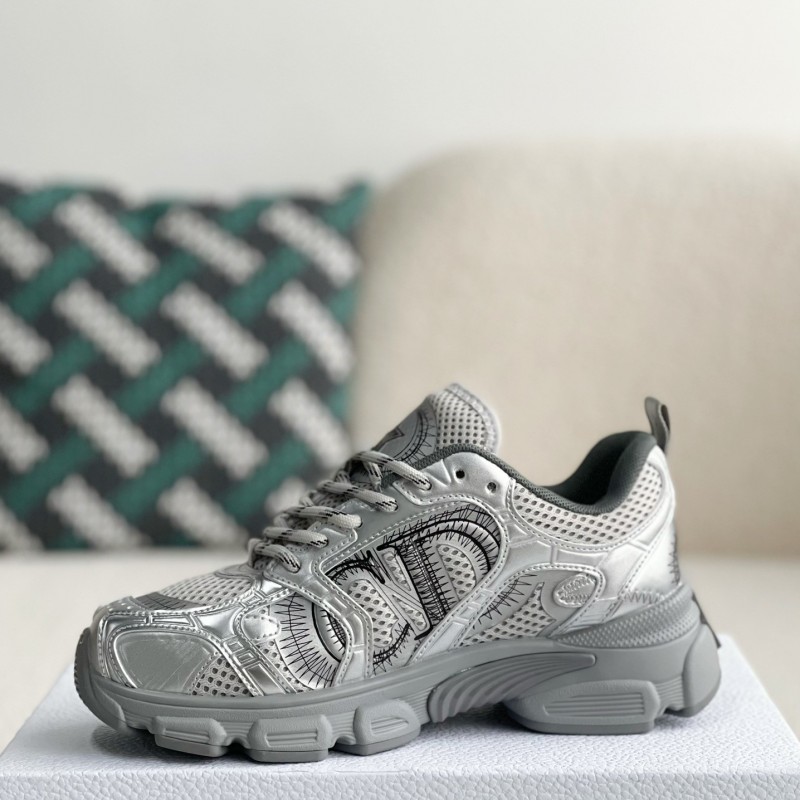 D*0r Running Sneakers