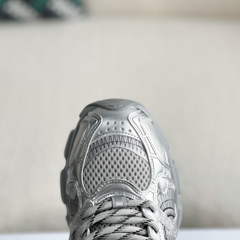 D*0r Running Sneakers