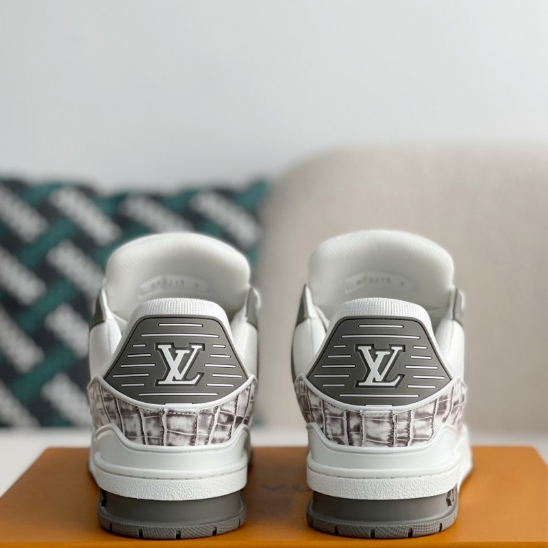 L0*is V*t0n TRAINER SNEAKERS