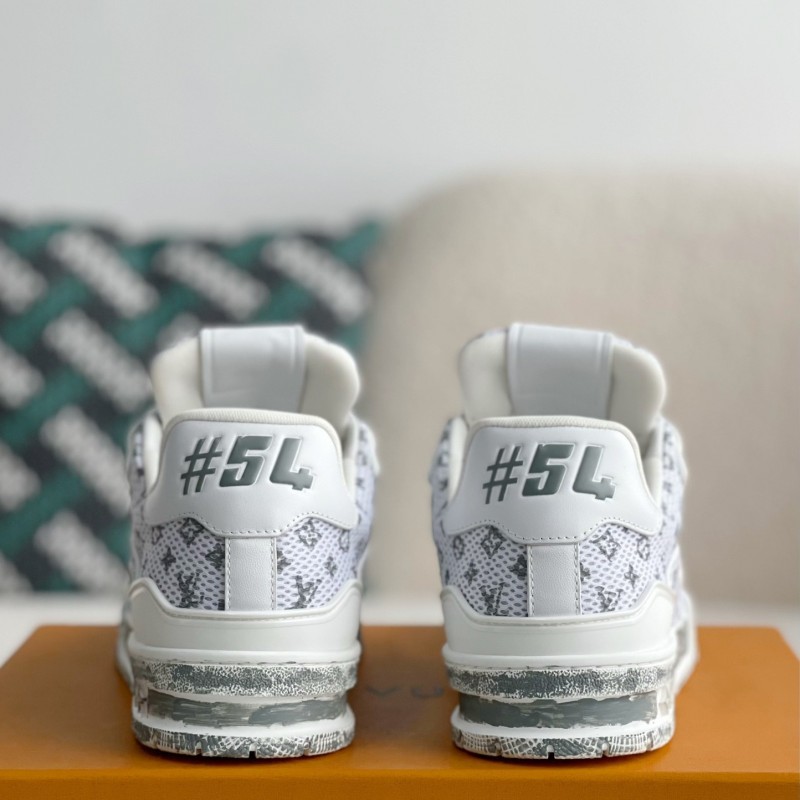 L0*is V*t0n TRAINER SNEAKERS