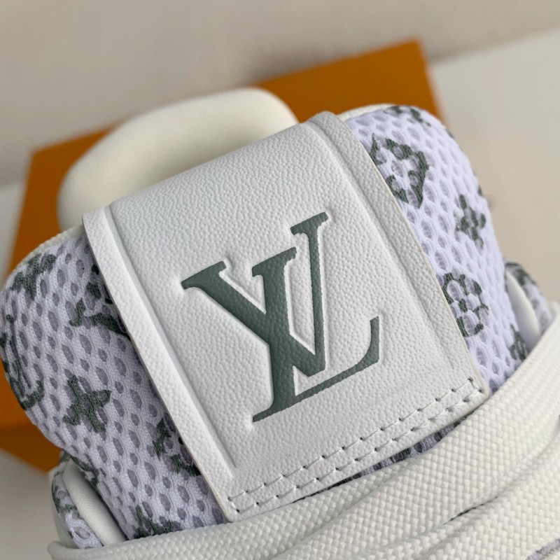 L0*is V*t0n TRAINER SNEAKERS
