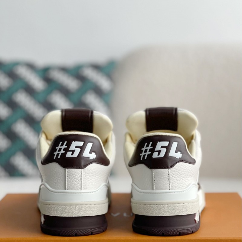 L0*is V*t0n TRAINER SNEAKERS