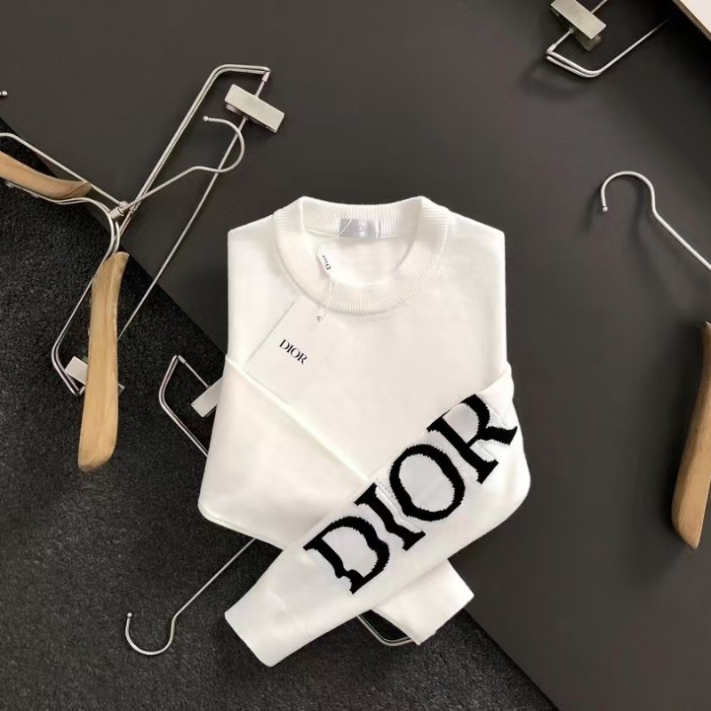 D*0r wool crew neck long sleeves