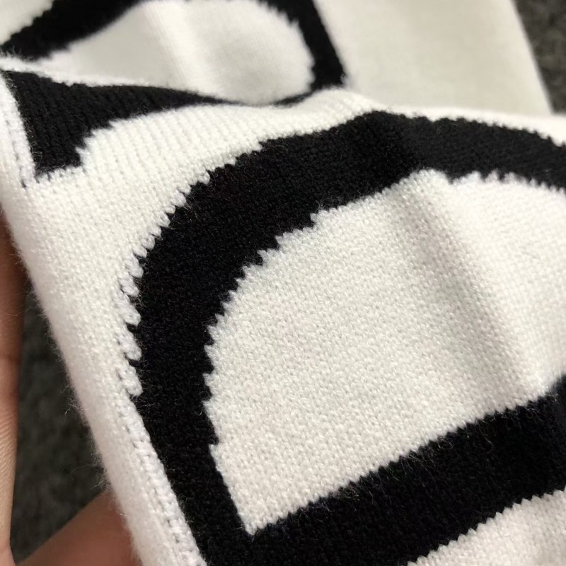 D*0r wool crew neck long sleeves