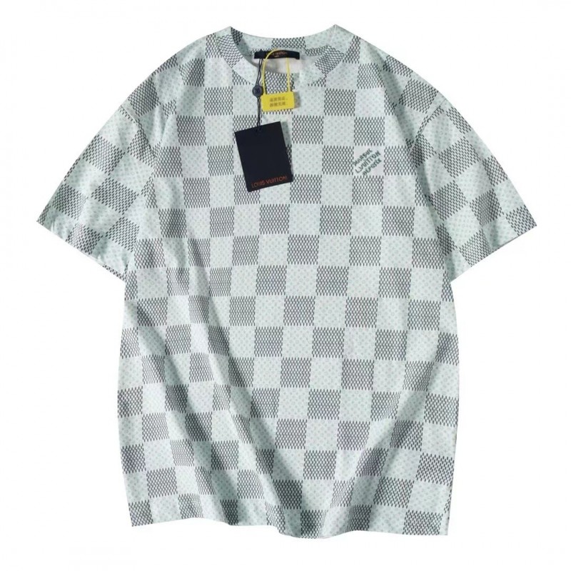 L0*is V*t0n checkered T-shirt