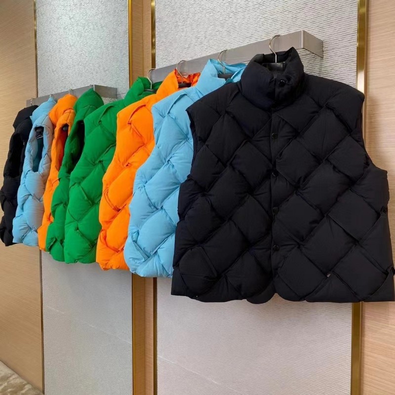 Bo*te*ga Ve*ne*ta Stand collar down jacket