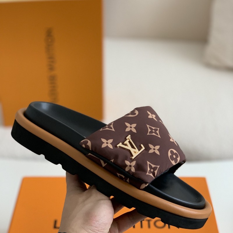 L0*is V*t0n SLIPPERS