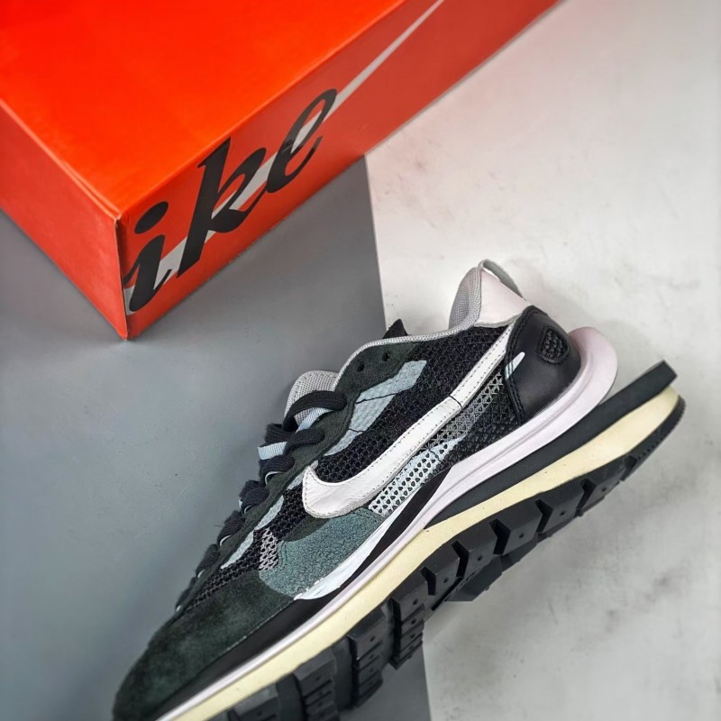 Sacai x Nike VaporWaffle black and white