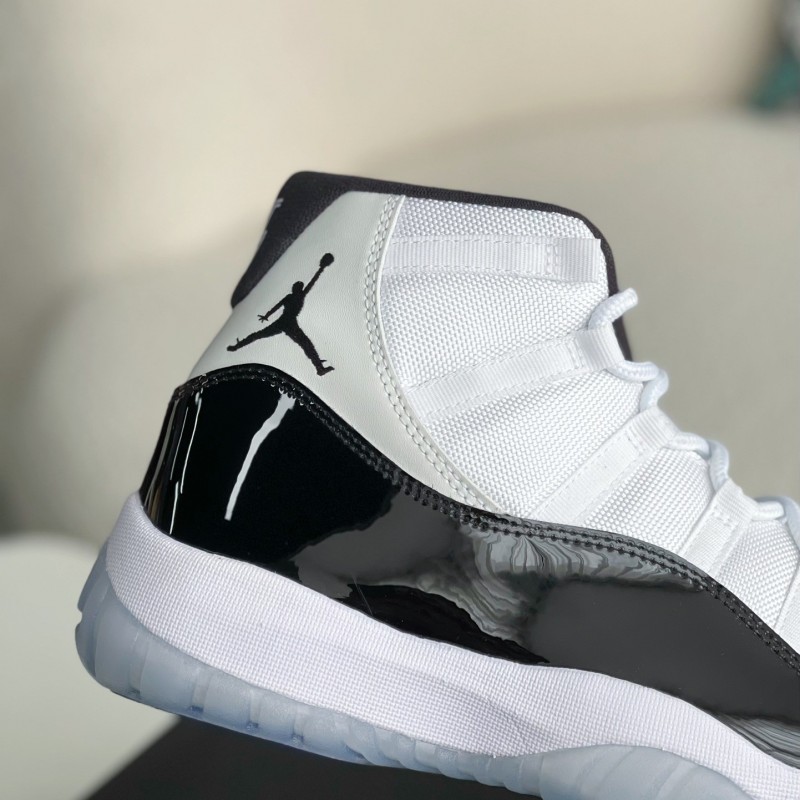 Jordan Air Jordan 11 Retro Concord