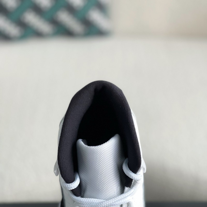 Jordan Air Jordan 11 Retro Concord