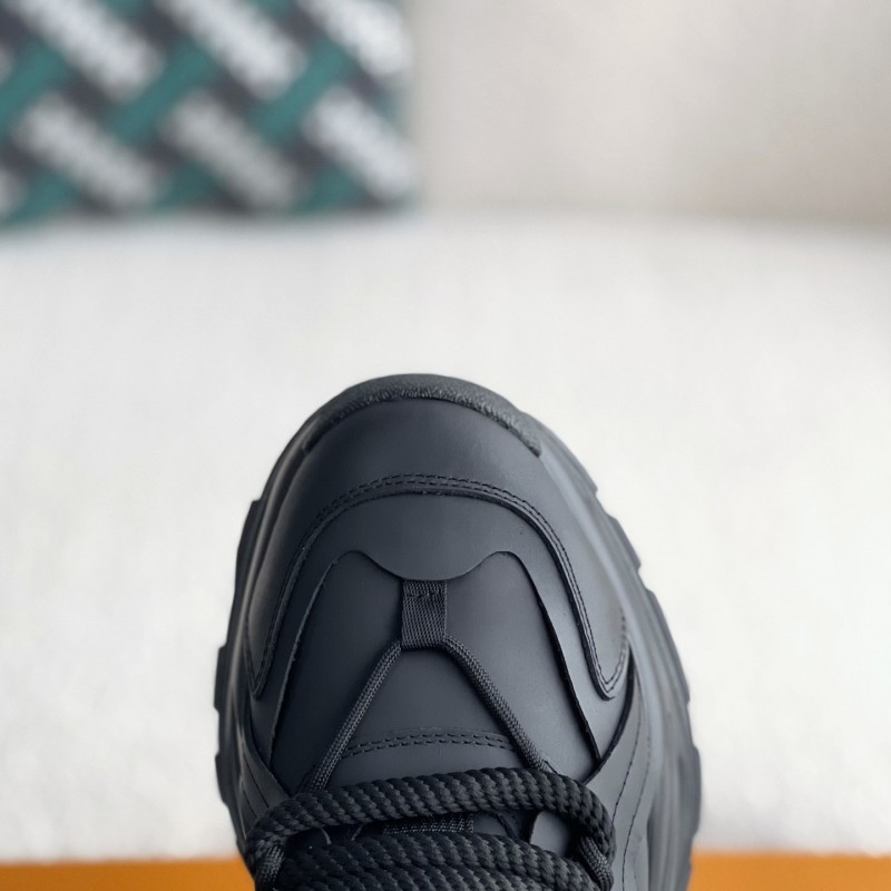 L0*is V*t0n CASUAL SNEAKERS