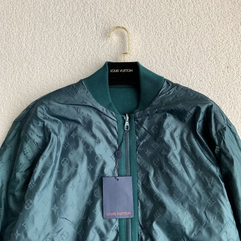 L0*is V*t0n  Jackets