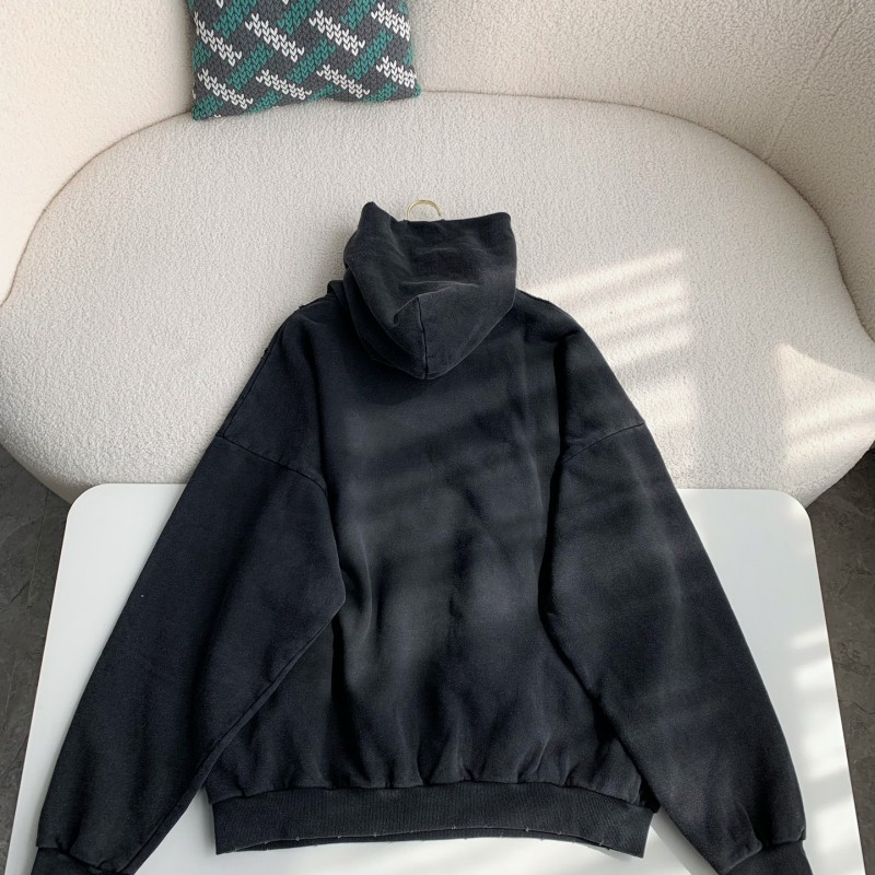 Ba*len*cia*ga Iron Tower print hoodie