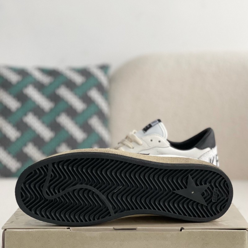 Golden Go*e Ball Star Casual sneakers
