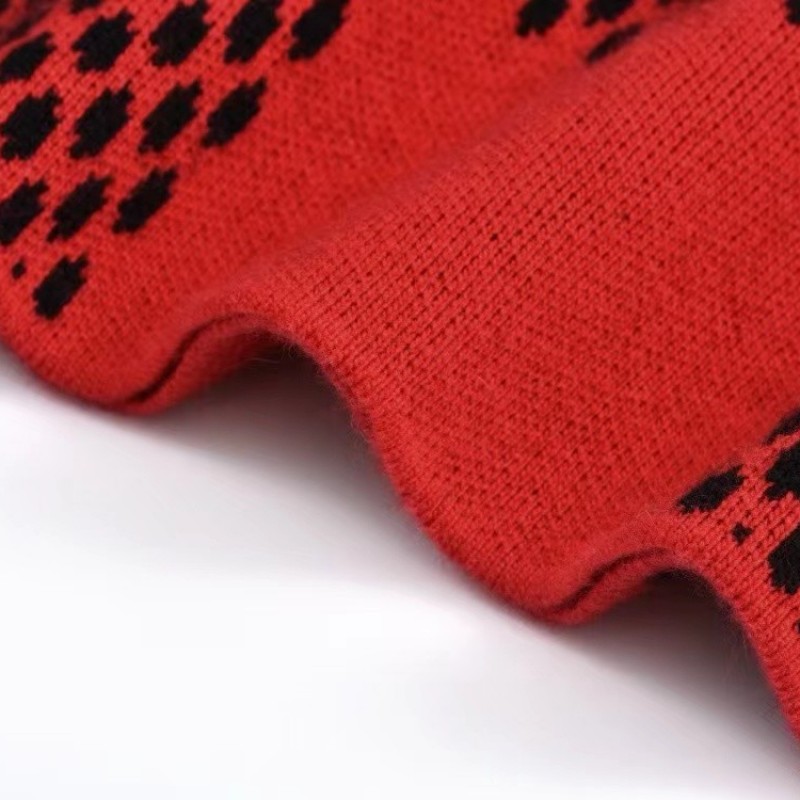 L0*is V*t0n 24fw black and red checkered jacquard crew neck sweater