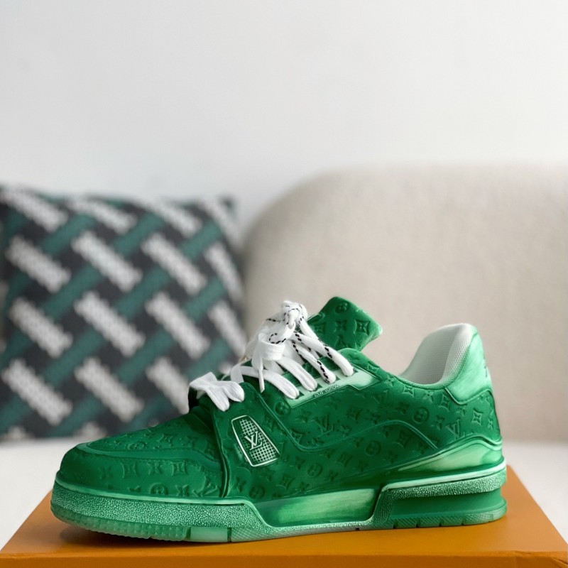 L0*is V*t0n TRAINER SNEAKERS