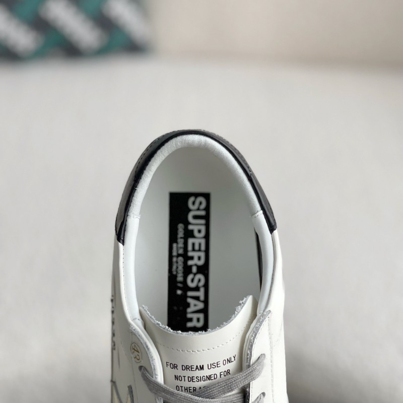 Golden Go*e S*per-Star Casual sneakers