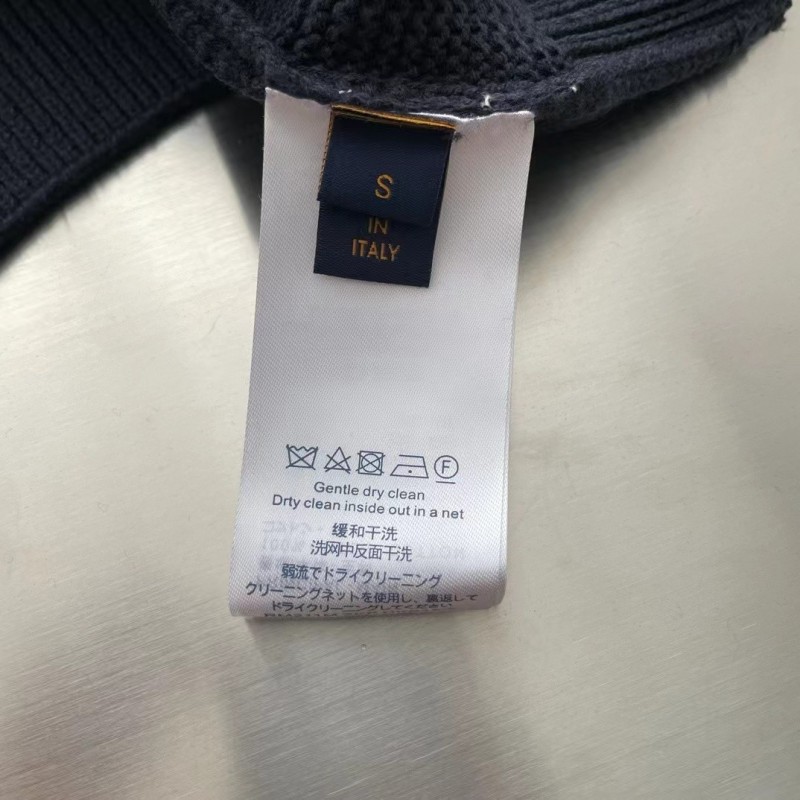 L0*is V*t0n Block Check Jacquard Sweater