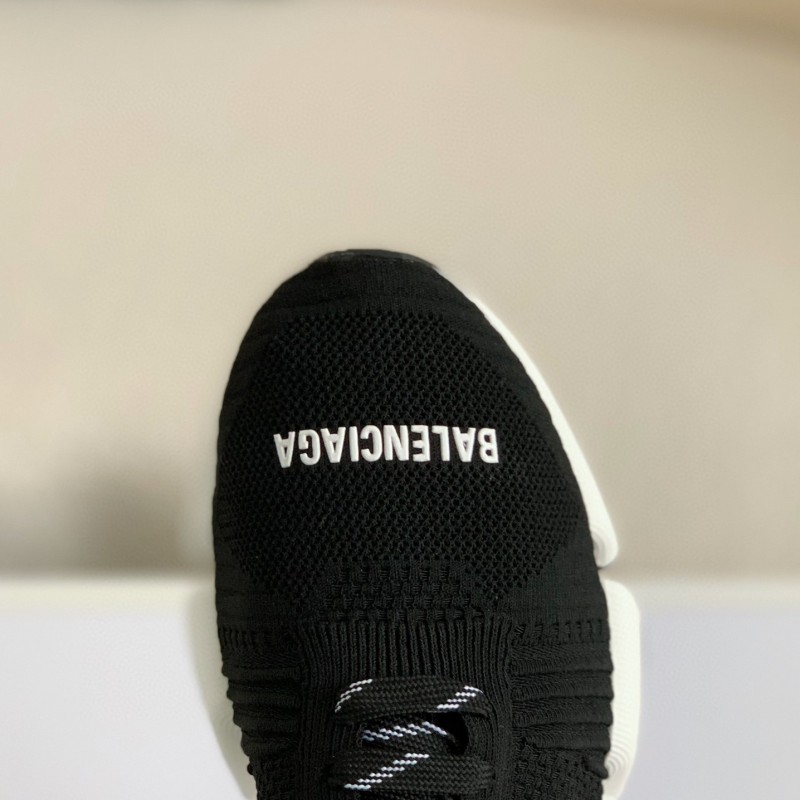 Ba*len*cia*ga sneakers