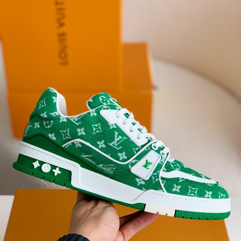 L0*is V*t0n TRAINER Sneakers