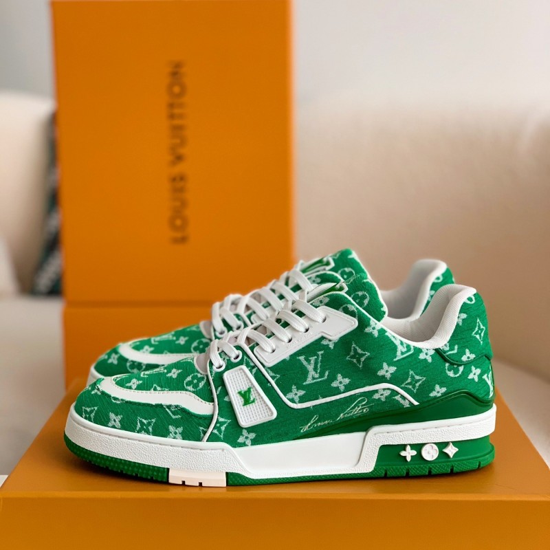 L0*is V*t0n TRAINER Sneakers