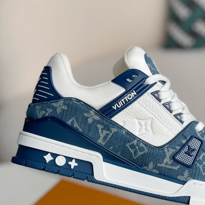 L0*is V*t0n TRAINER 1A8FN8 Sneakers