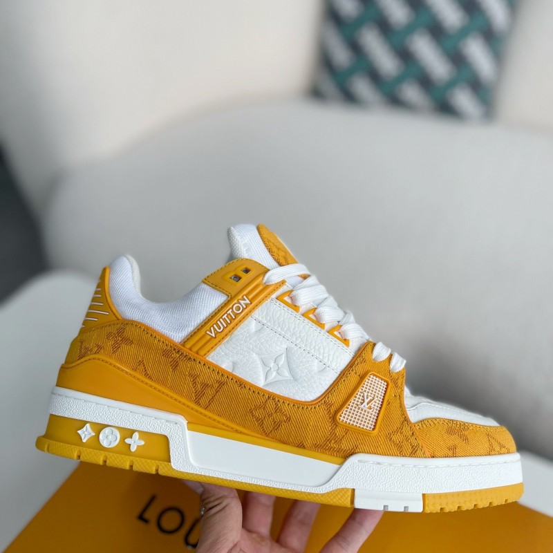 L0*is V*t0n TRAINER 1A8FN8 Sneakers