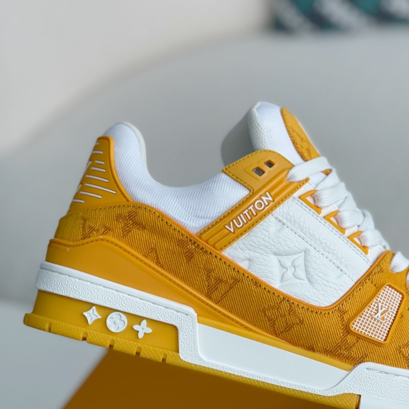 L0*is V*t0n TRAINER 1A8FN8 Sneakers