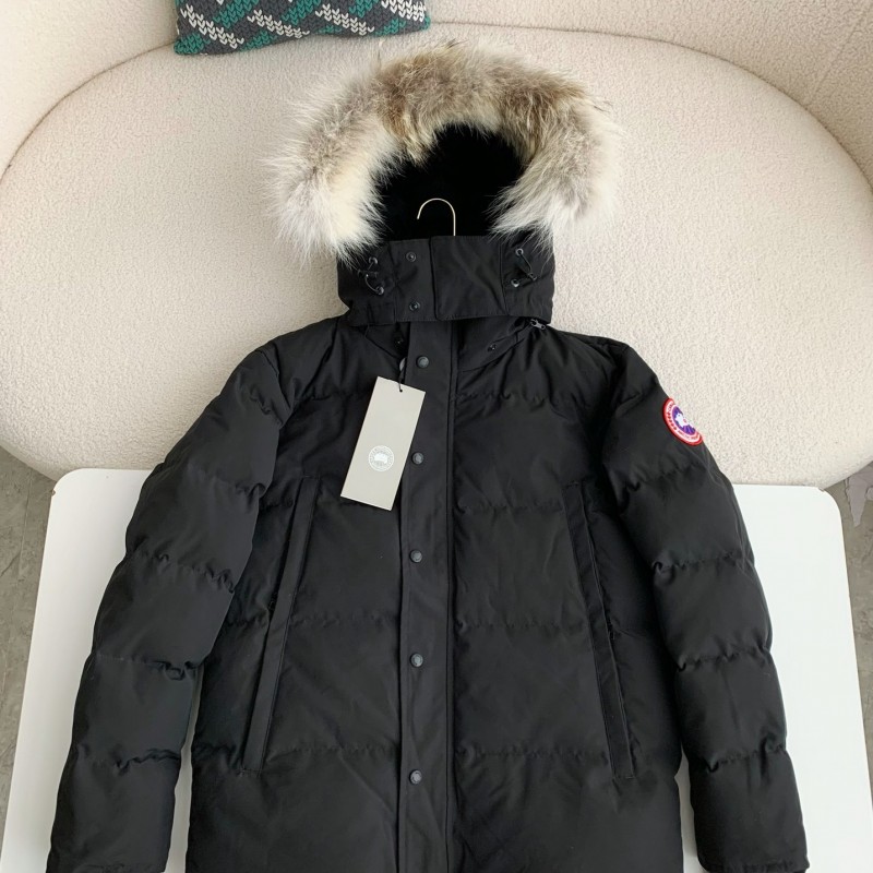 Can*a Go*e parka down jacket