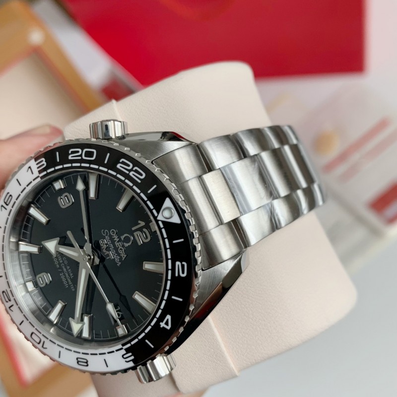 Om**a Seahorse Series Ocean Cosmos  Cup 600-meter dive wristwatch,43.5mm