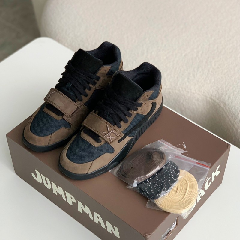 Travis Scott x Jordan Jumpman Jack Sneakers
