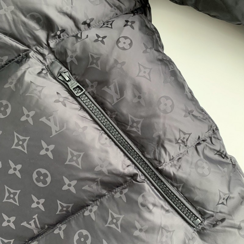 L0*is V*t0n LOGO Down Jacket