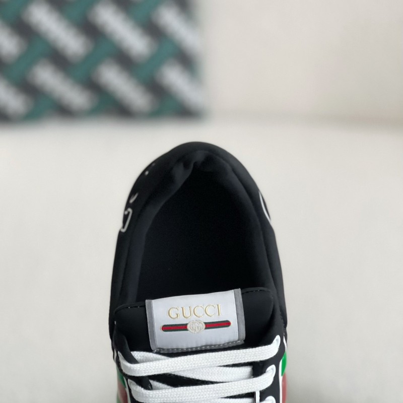 G*u*i casual sneakers