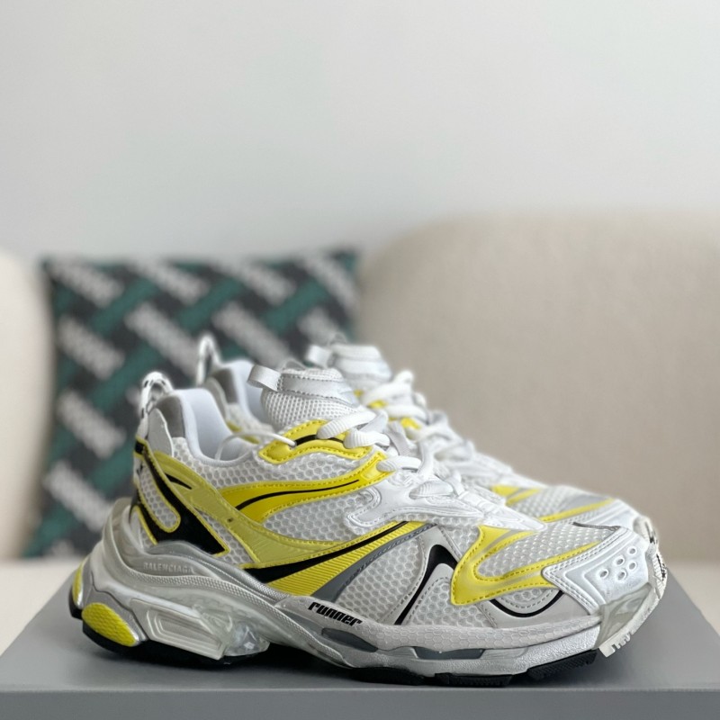 Ba*len*cia*ga Runner Sneakers