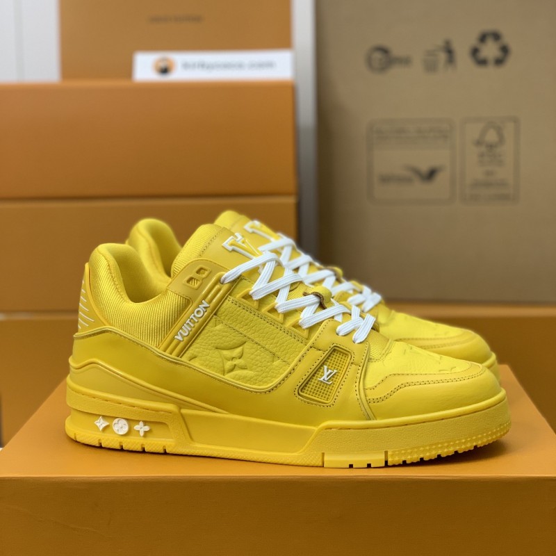 L0*is V*t0n TRAINER Sneakers