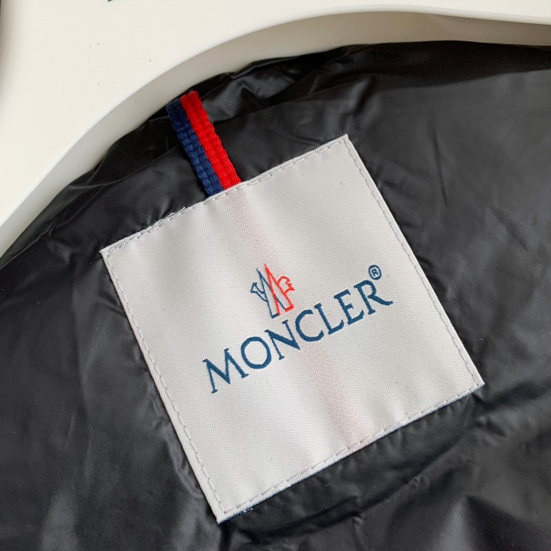 Moncler Short  men