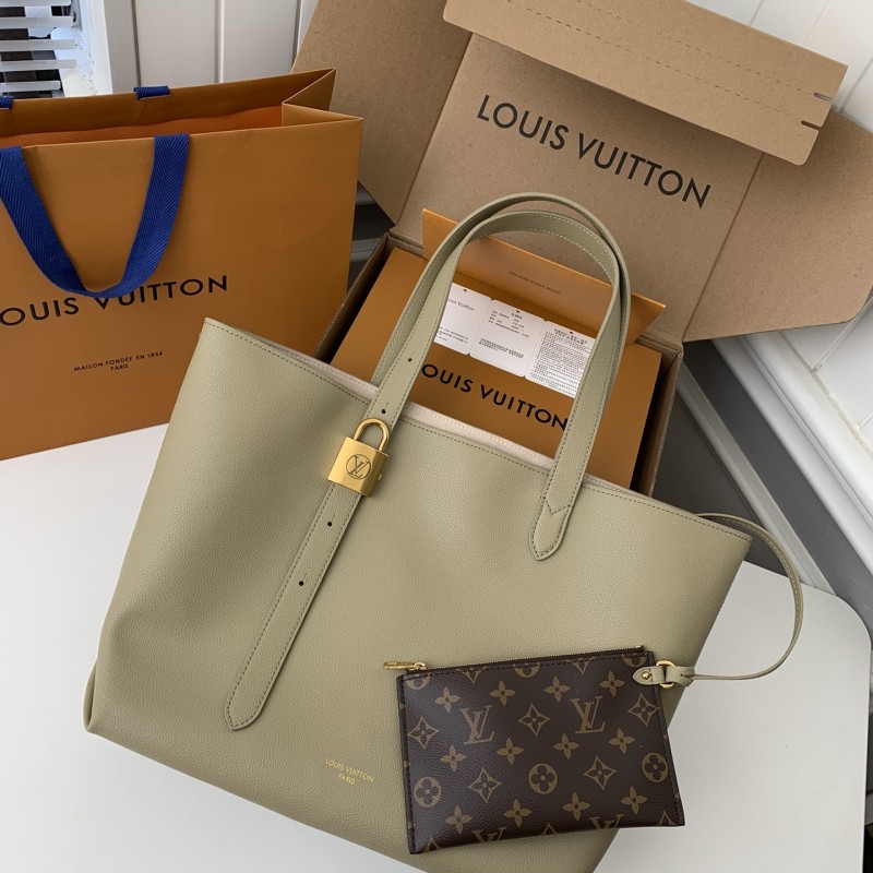 L0*is V*t0n Low Key Cabas Mid -number Handbag M25343 Size: 30*14*47cm