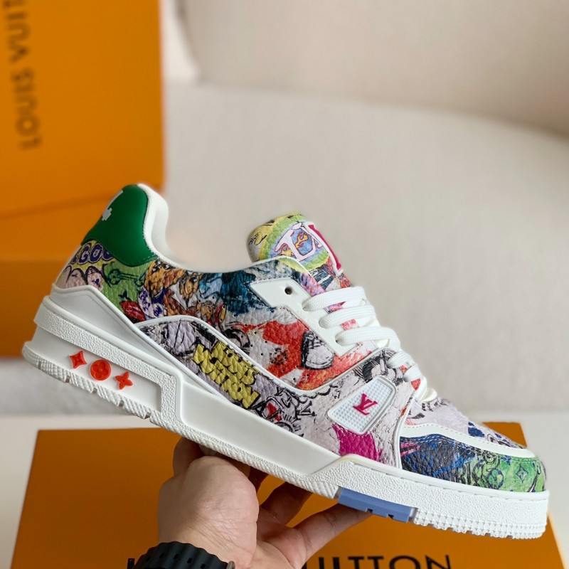 L0*is V*t0n Trainer sneakers