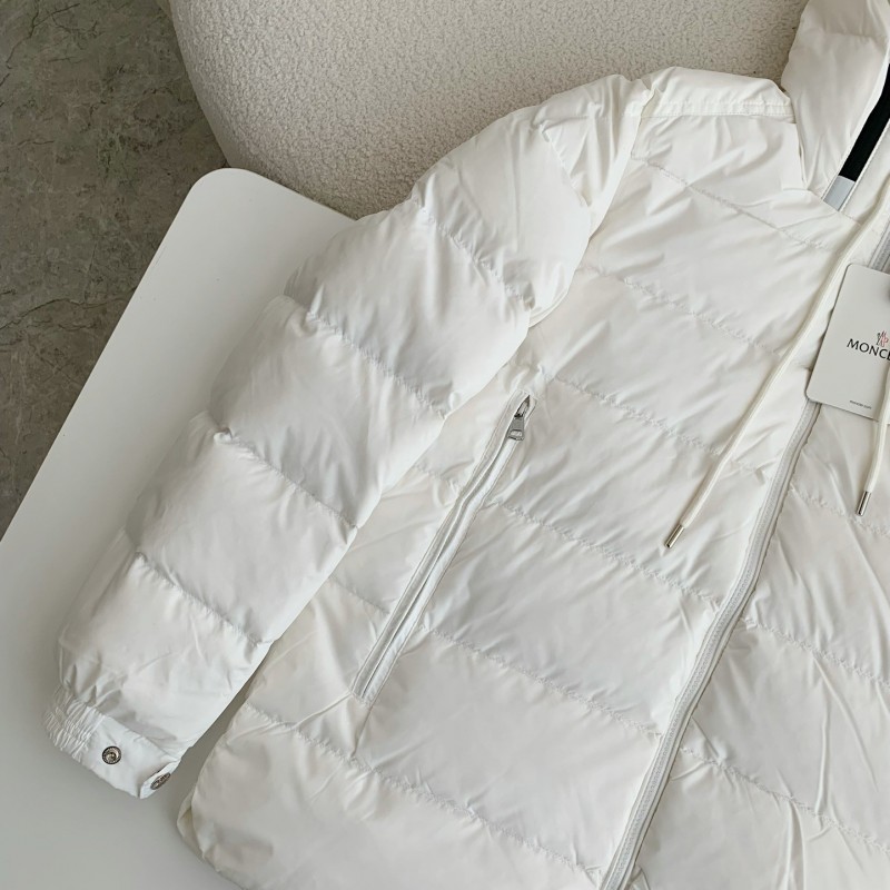 Moncler Montbeliard down jacket