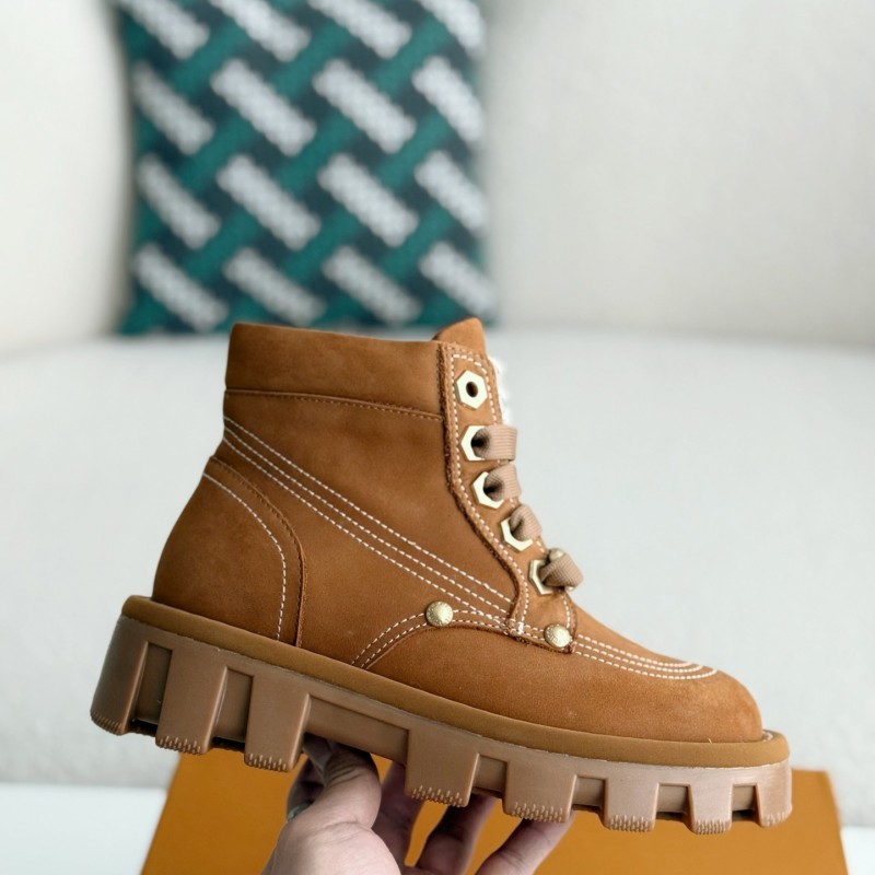 L0*is V*t0n Round toe lace-up boots
