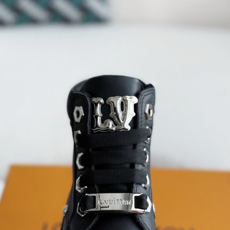 L0*is V*t0n Leather Round toe lace-up boots