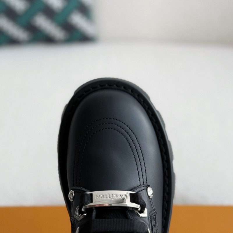 L0*is V*t0n Leather Round toe lace-up boots