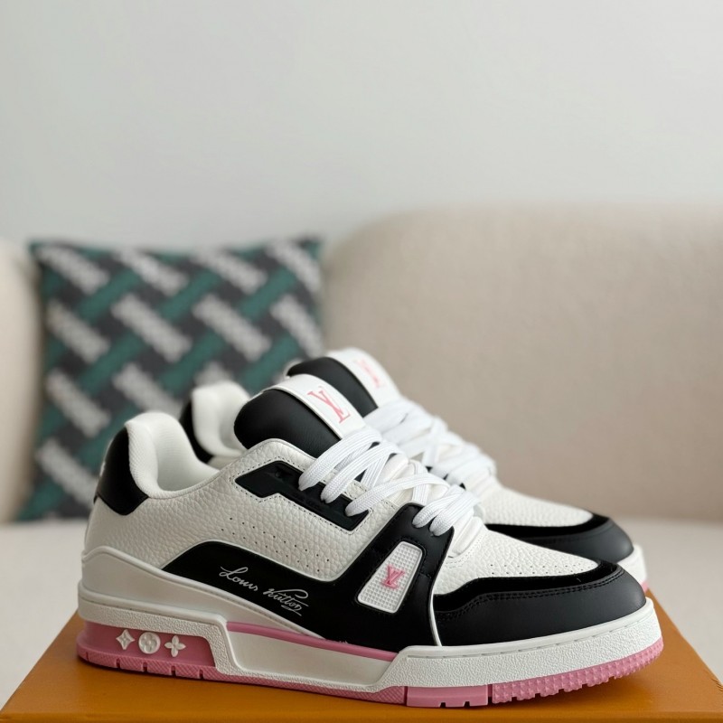 L0*is V*t0n TRAINER SNEAKERS