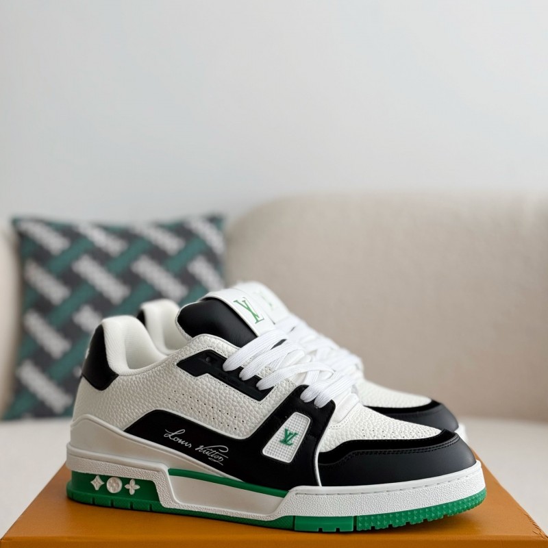 L0*is V*t0n TRAINER SNEAKERS