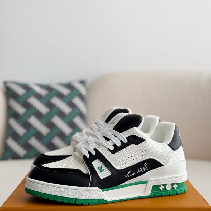 L0*is V*t0n TRAINER SNEAKERS